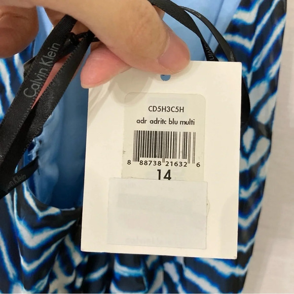 New Calvin Klein Blue Chevron Pleated Detail Evening Dress size 14 - Picture 5 of 12